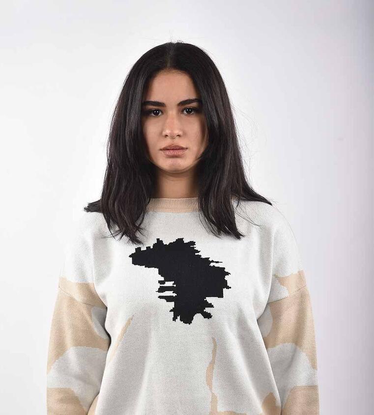 Blouse flower round neck long sleeve